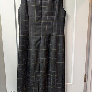 Gorgeous, flattering plaid green sheath